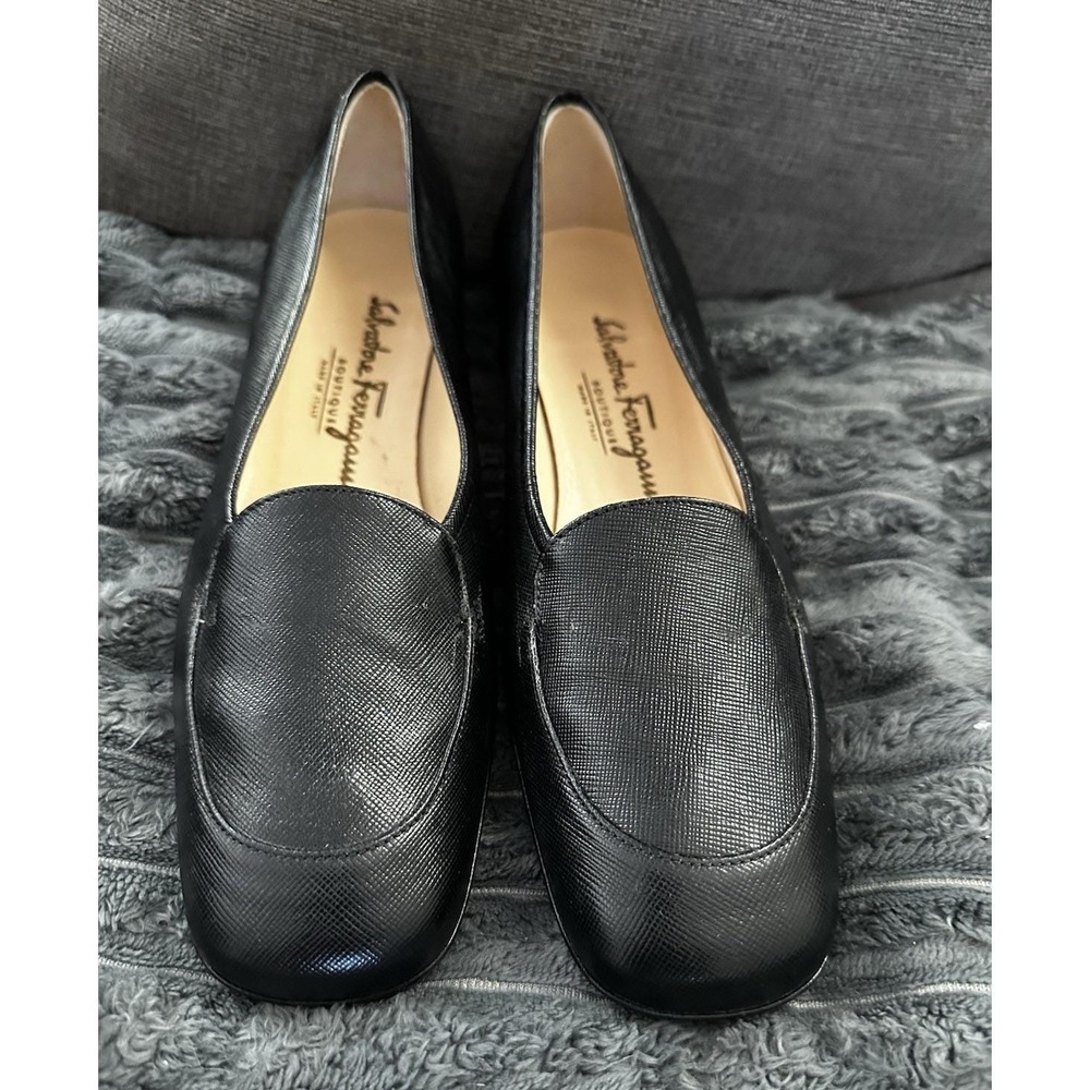 Salvatore Ferragamo Black Leather Women's Slip-On Loafer Flats US 8.5 AA V